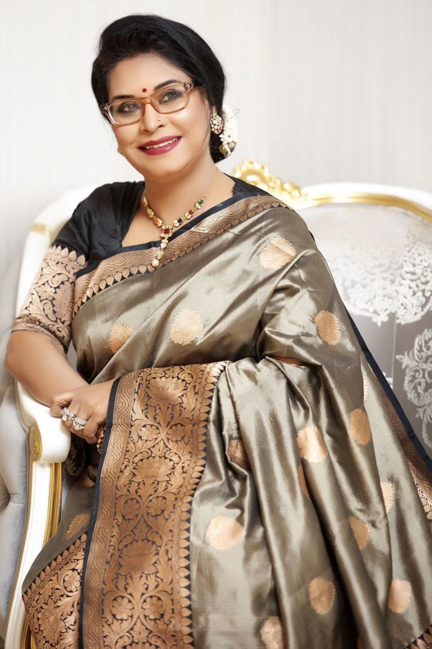 Prof. Rezwana Choudhury Bannya performing at an Evening on Tagore event, Kolkata 2011